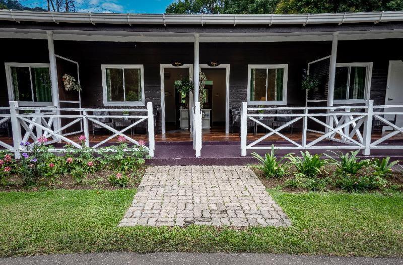 Sutera Sanctuary Lodges At Poring Hot Springs Ranau Rom bilde
